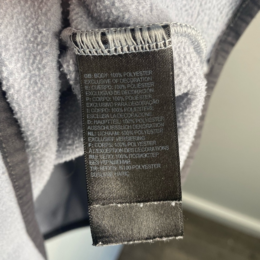The North Face 1/4 Button Pullover Fleece, Size XL - Picture 5 of 6